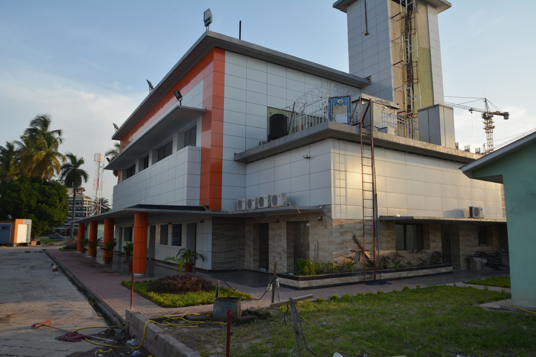 Immeuble Administratif ONATRA réalisé à Kinshasa - Gombe par La Congolaise de Construction SARL